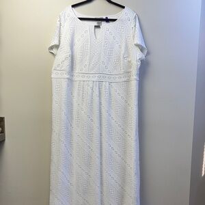 Catherine’s Elegant White Lace Dress size 1X or 18/20 petite